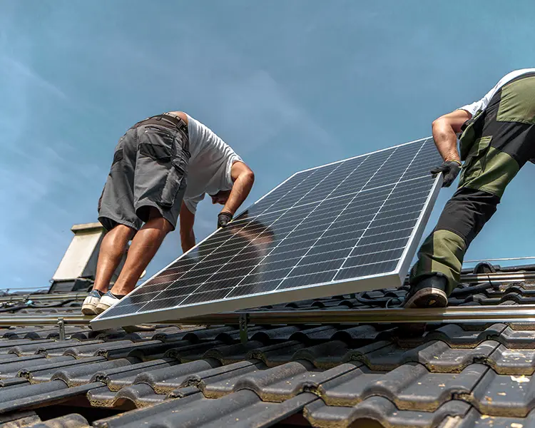 Pose de panneaux photovoltaïques