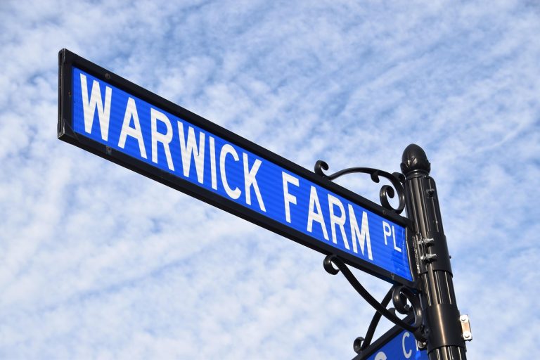 panneau de signalisation, ciel bleu, signer, route, poteau indicateur, extérieur, rue bleue