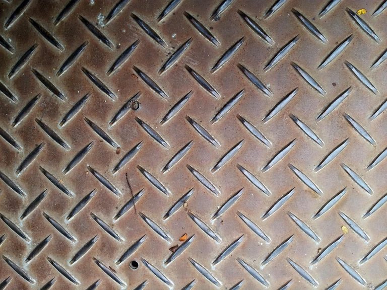 texture de couverture de tension, couvercle en acier rouillé, texture, acier, panneau, assiette, métal, métallique, feuille, surface, inoxydable, industriel, brun métal, brun de l'industrie