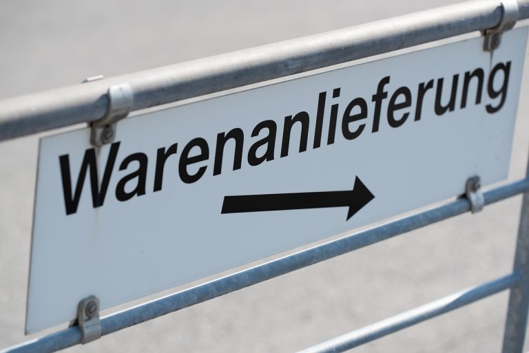 signer, signe de l'information, panneau de signalisation, conseil, livraison de marchandises, direction, panneau poste