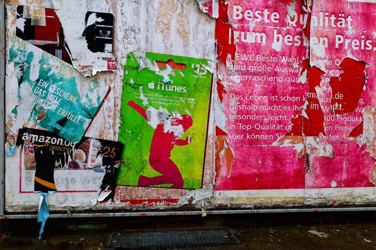 publicité, panneau d'affichage, pourriture, multicolore, publicité urbaine