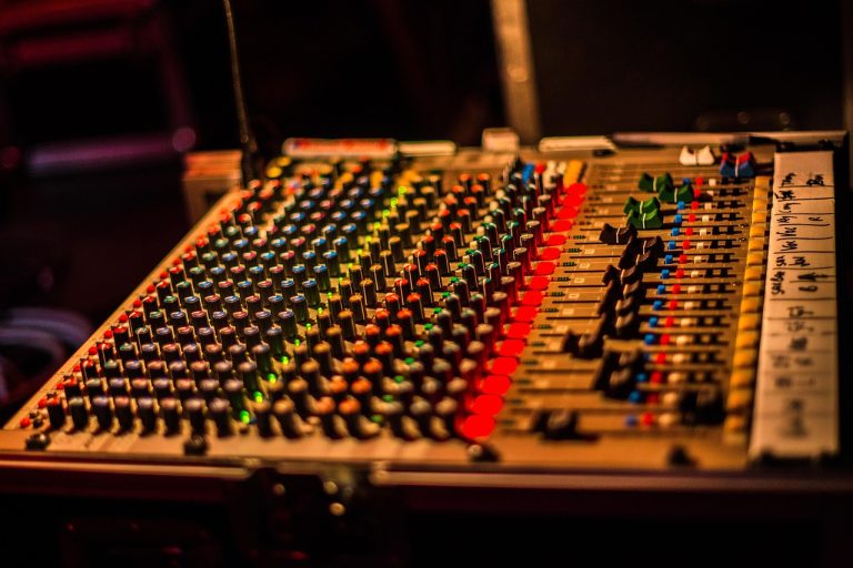 panneau, égaliseur, numérique, jouer, mélange, mixer, la musique, du son, l'audio, console, dj, contrôler, la technologie, mélanger, stéréo