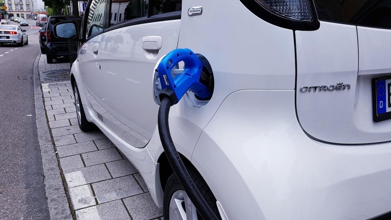voiture électrique, station de recharge, câble électrique, charger, côté de la route, voiture électrique, voiture électrique, voiture électrique, voiture électrique, voiture électrique