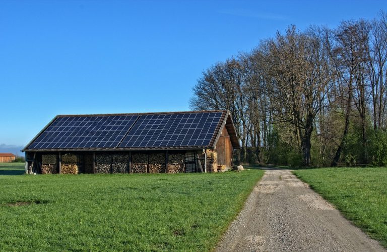 énergie, solaire, bois, énergie solaire, photovoltaïque, énergie de remplacement, alternative, grange, énergie renouvelable, pellicules, agriculture, imeuble, bâtiments de ferme, dépot, agricole, construction en bois, photovoltaïque, photovoltaïque, photovoltaïque, photovoltaïque, photovoltaïque
