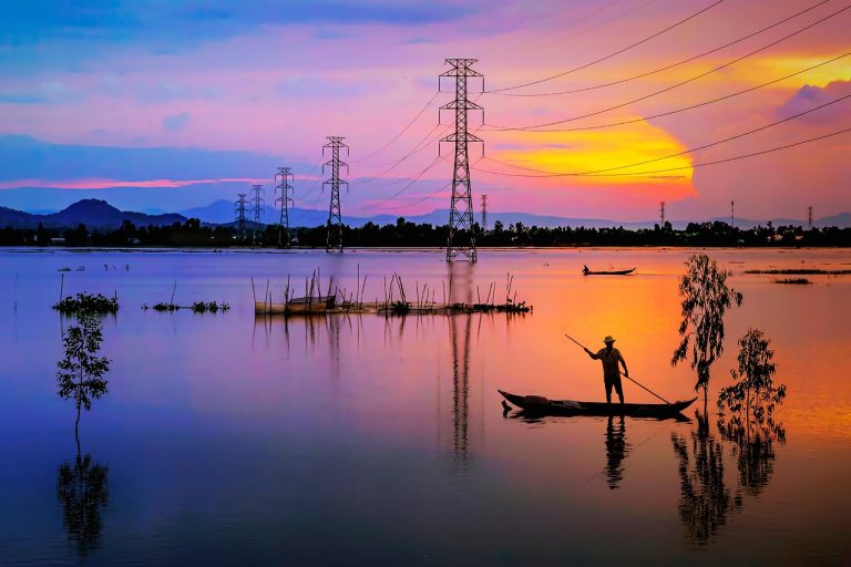 lac, le coucher du soleil, énergie, la tour, puissance, réflexion, crépuscule, des nuages, l'été, lever du soleil, électricité, l'eau, horizon, scène, lumière du soleil, nature, paysage