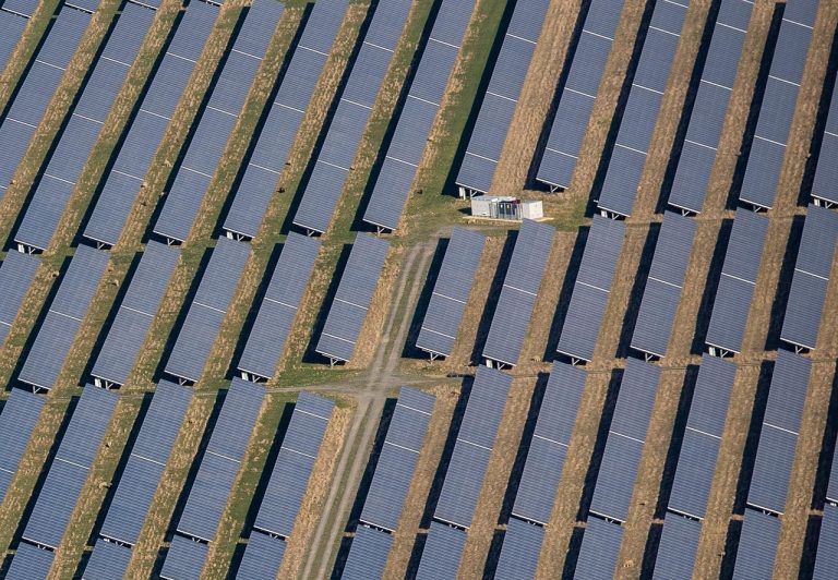 la ferme solaire, panneaux solaires, énergie renouvelable, l'énergie durable, électricité, panneaux solaires, panneaux solaires, panneaux solaires, panneaux solaires, panneaux solaires