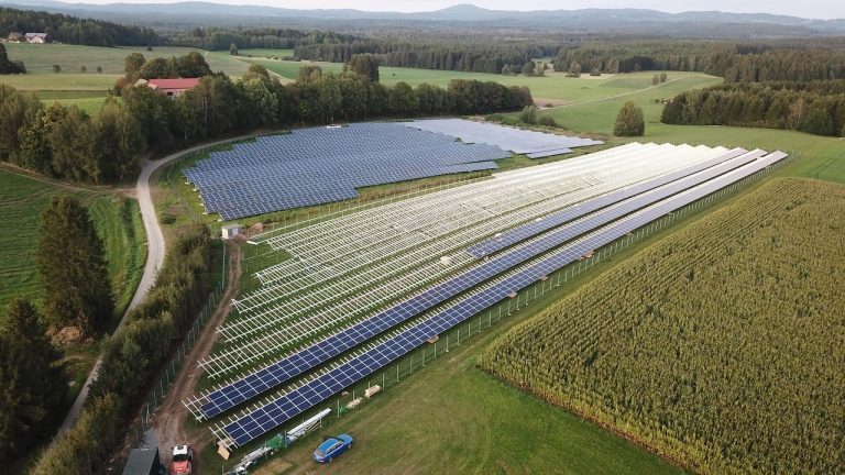 photovoltaïque, l'usine d'énergie solaire, modules solaires, chantier de construction, nature, énergie solaire, énergie renouvelable, électricité, cellule photovoltaïque, soleil, la technologie, bloc d'alimentation, énergie