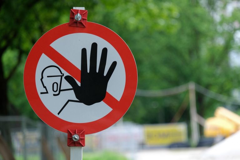 panneau d'avertissement, chantier de construction, signer, barrière, les travaux de construction, un avis, attention, panneau de signalisation, arrêter, danger, signe de la main, barrière, barrière, barrière, barrière, barrière