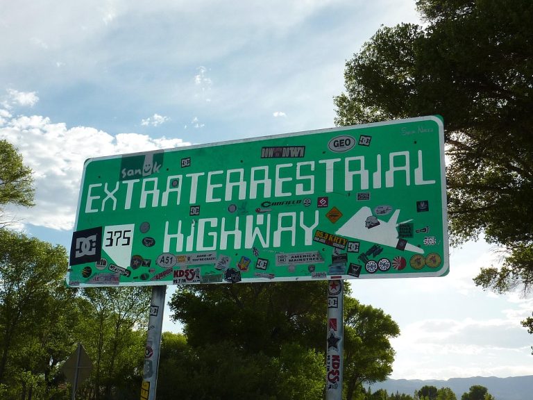 alien, zone 51, ufo, autoroute extraterrestre, rachel, nevada, aliens, panneau de signalisation, alien, alien, alien, zone 51, zone 51, zone 51, zone 51, zone 51, ufo, ufo, rachel, aliens, aliens