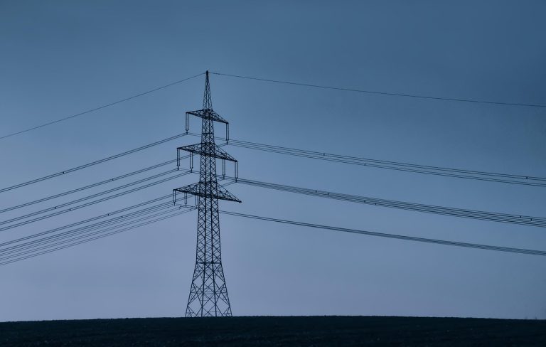 électricité, poteau électrique, industrie, ligne électrique, marché de l'électricité, pylônes électriques, haute tension, énergie, pylône haute tension, les lignes électriques, bloc d'alimentation, fils, câble, la gestion, conduction de courant, câbles, paysage