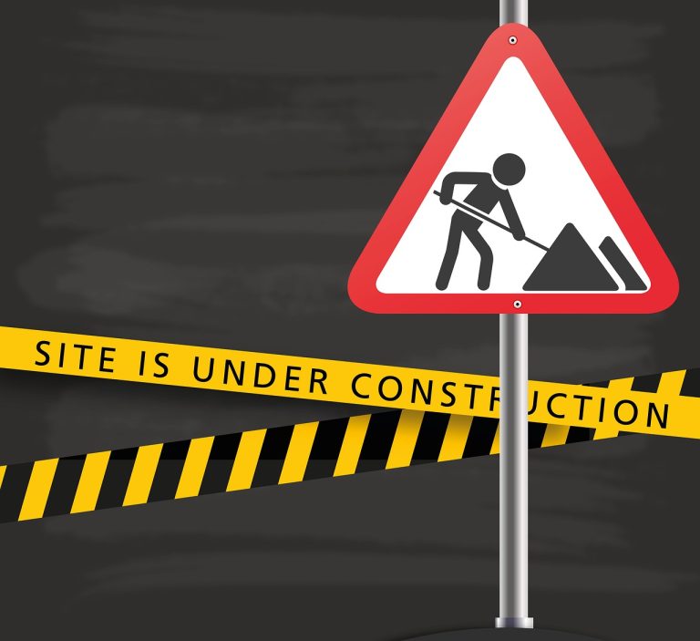 en cours de construction, panneau de construction, chantier de construction, signer, site web, panneau d'affichage, signe d'information, fermé, pas atteignable, n'est pas disponible, bandes d'avertissement